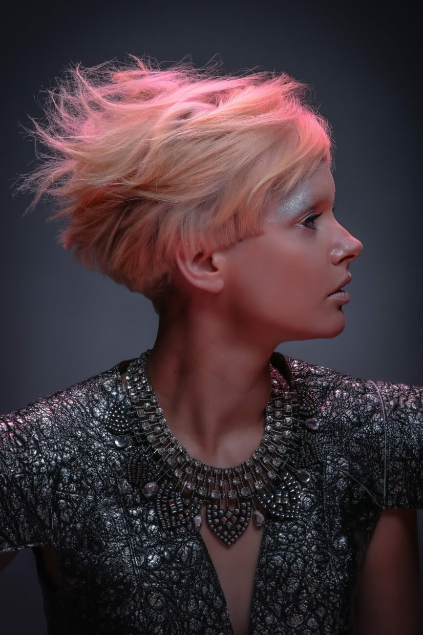 Beauty photograph from the 'Hairdresser Awards 2015' series by photographer Étienne Delorme – image 04