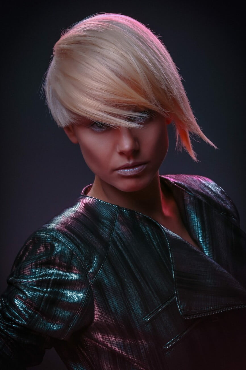 Beauty photograph from the 'Hairdresser Awards 2015' series by photographer Étienne Delorme – image 06