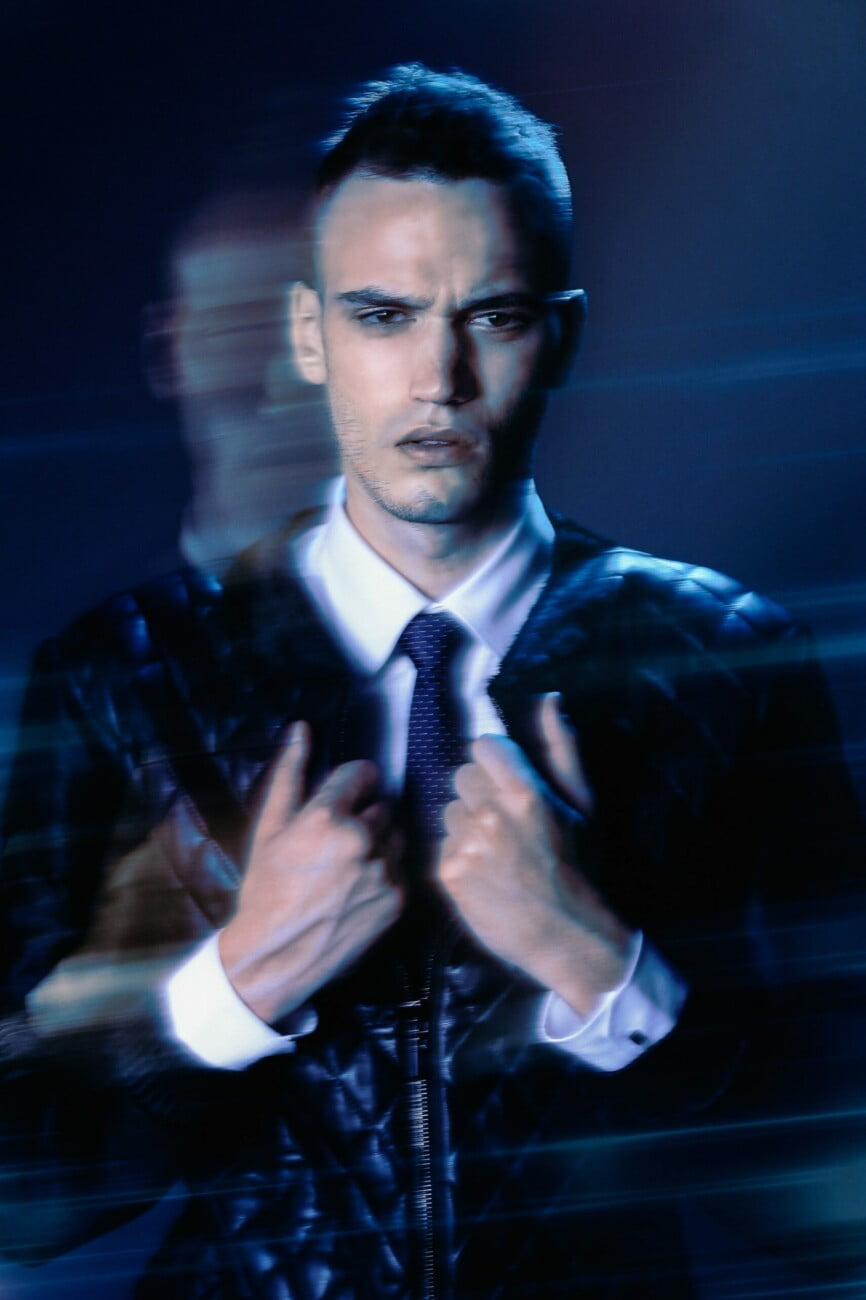 Editorial photograph from the 'Julien Sznejderman – Made In Luxe 100% Séduisant' series by photographer Étienne Delorme – image 03