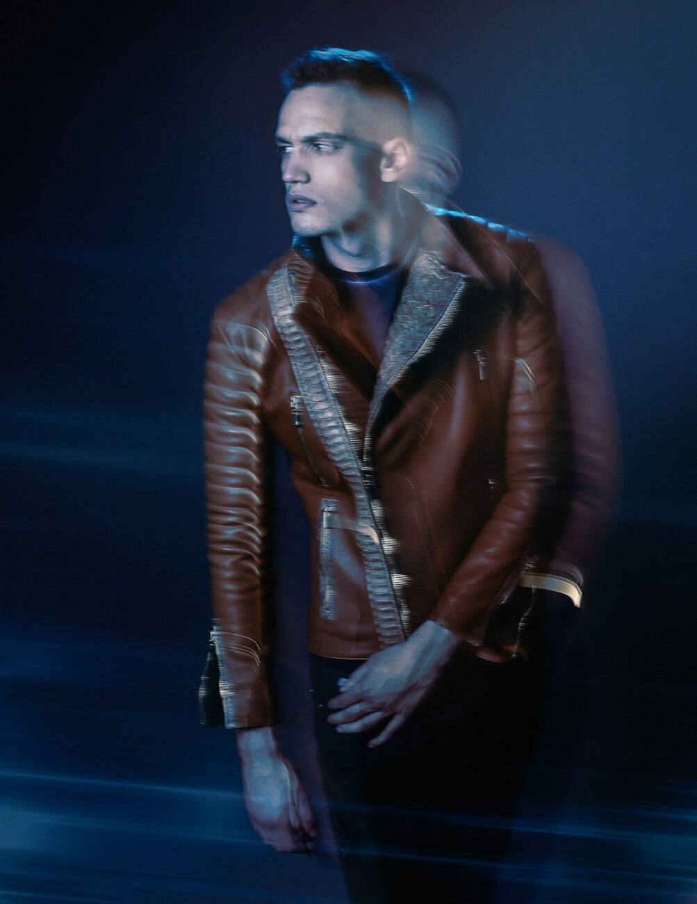 Editorial photograph from the 'Julien Sznejderman – Made In Luxe 100% Séduisant' series by photographer Étienne Delorme – image 05