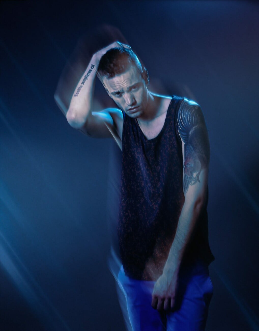 Editorial photograph from the 'Julien Sznejderman – Made In Luxe 100% Séduisant' series by photographer Étienne Delorme – image 06