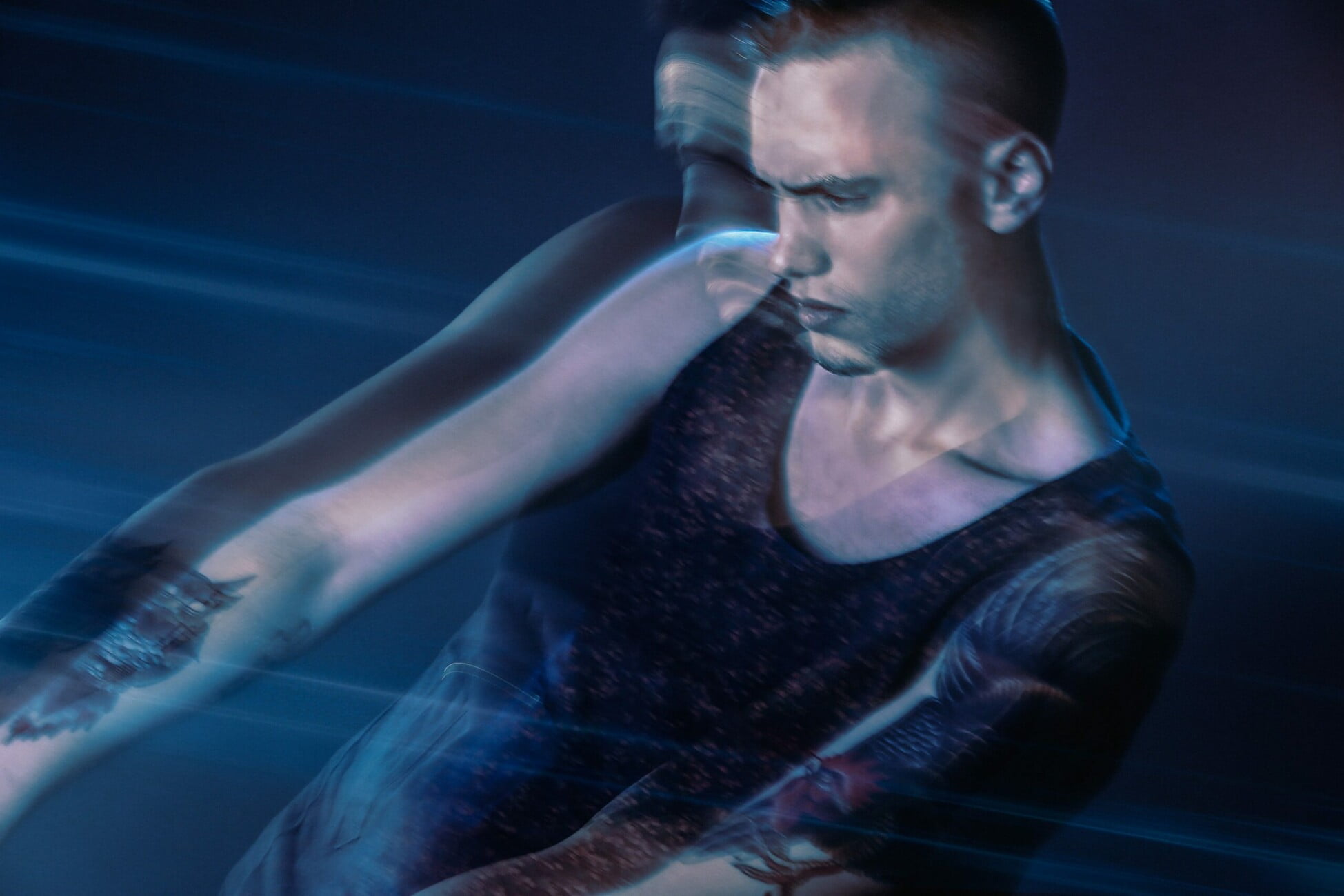 Editorial photograph from the 'Julien Sznejderman – Made In Luxe 100% Séduisant' series by photographer Étienne Delorme – image 08