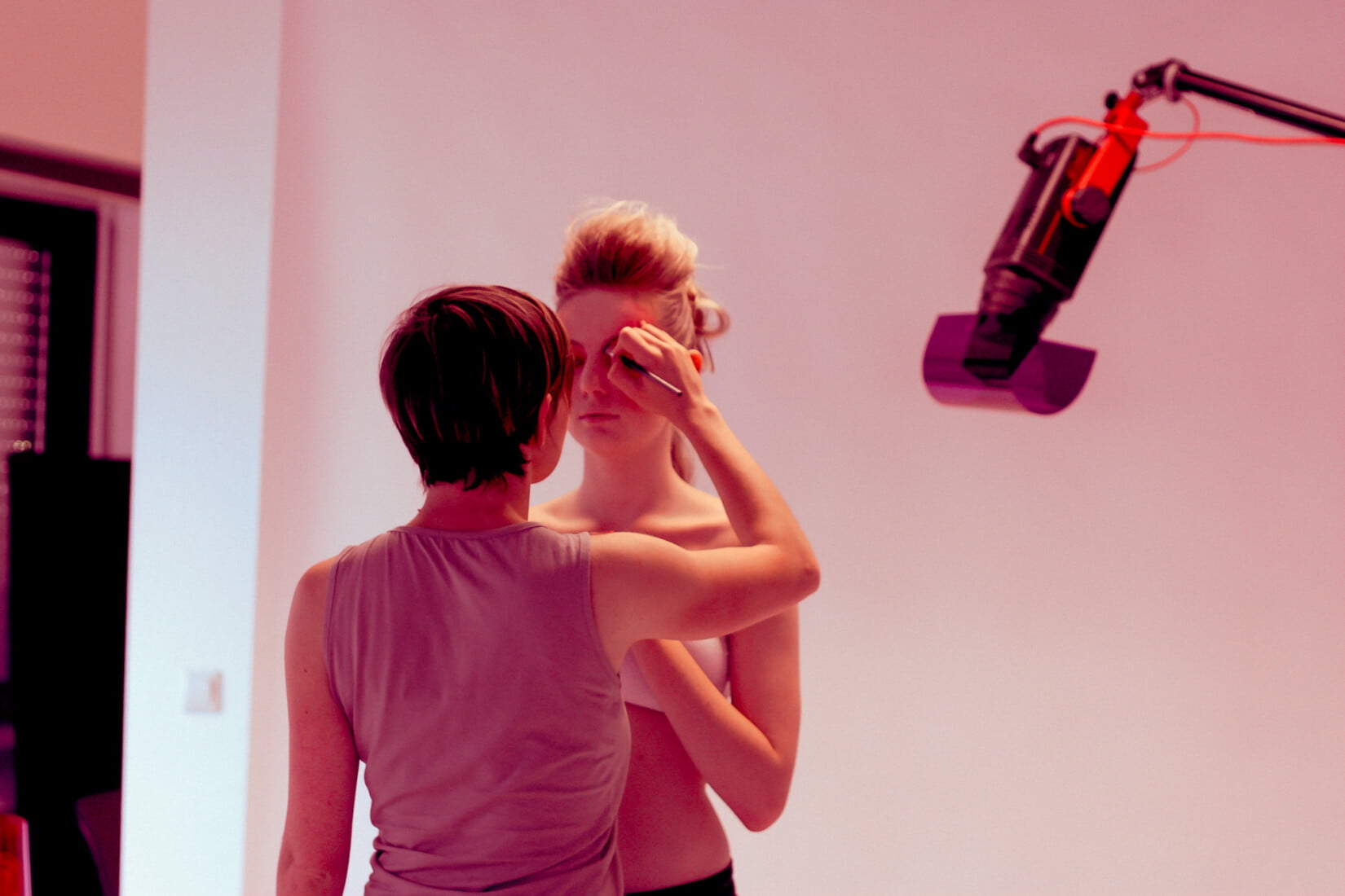 Editorial photograph of model Chloé from the 'Chloé – Made In Luxe 100% Incandescent' series by photographer Étienne Delorme – image 06