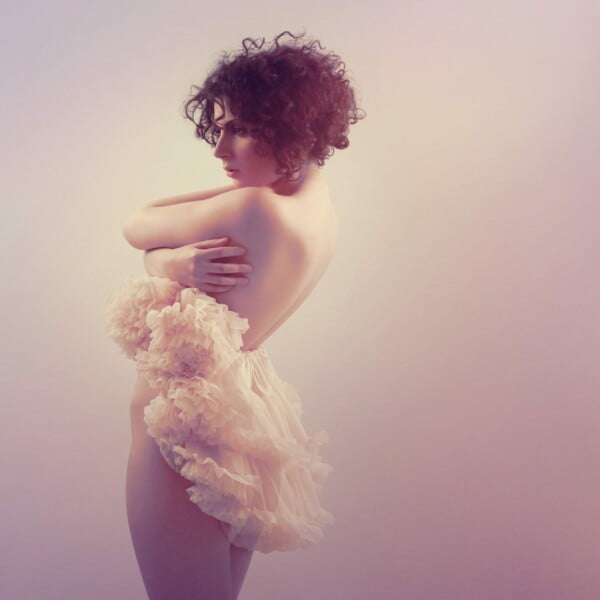 Fashion nude photograph of model Marina from the 'Marina' series by photographer Étienne Delorme – image 01