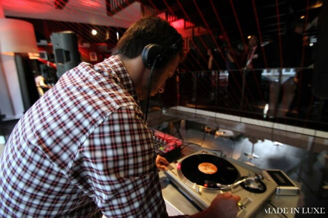 Editorial photograph of model Chloé from the 'Chloé – Made In Luxe 100% Incandescent' series by photographer Étienne Delorme