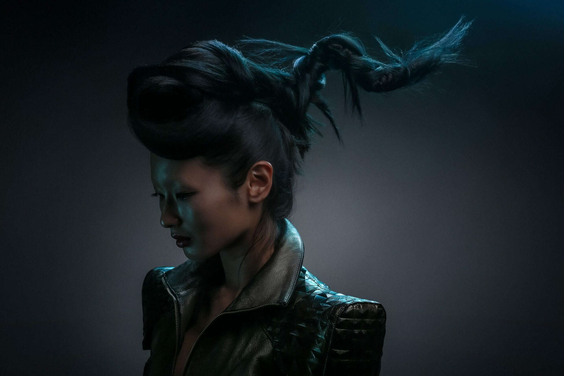 Beauty photograph from the 'Hairdresser Awards 2015' series by photographer Étienne Delorme – image 03