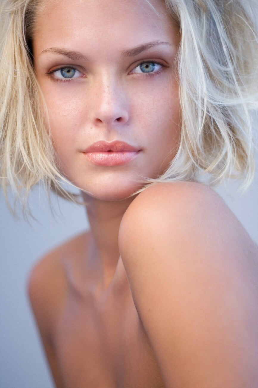 Influencer Caroline Receveur, captured by Etienne Delorme, fronts campaigns for cosmetics brand Serge-Louis Alvarez and showcases nude makeup by Nadia Wicker.