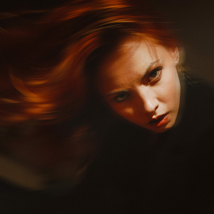 Fashion nude photograph of model Sophie La Sage from the 'Sophie La Sage – Moves' series by photographer Étienne Delorme – image 00